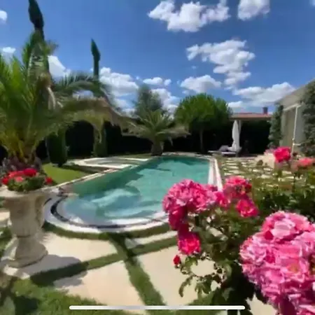 Dolce Вілла Сонячний Берег